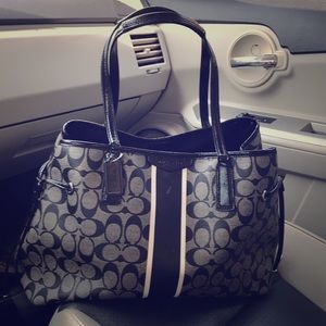 Coach shoulder bag
